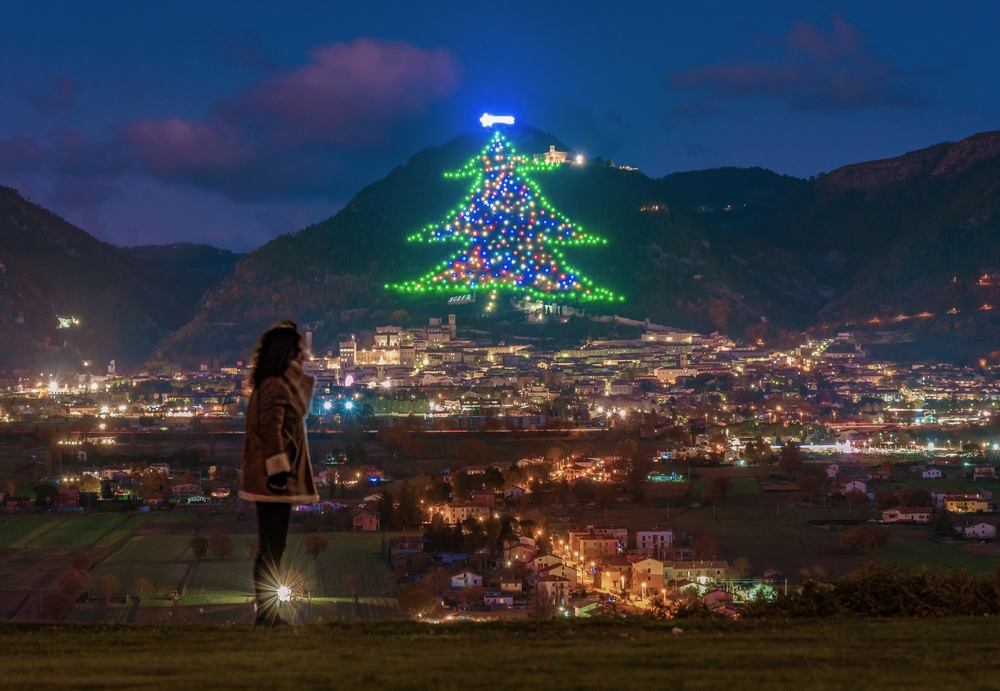 Albero di Natale di Gubbio, l'evento collettivo