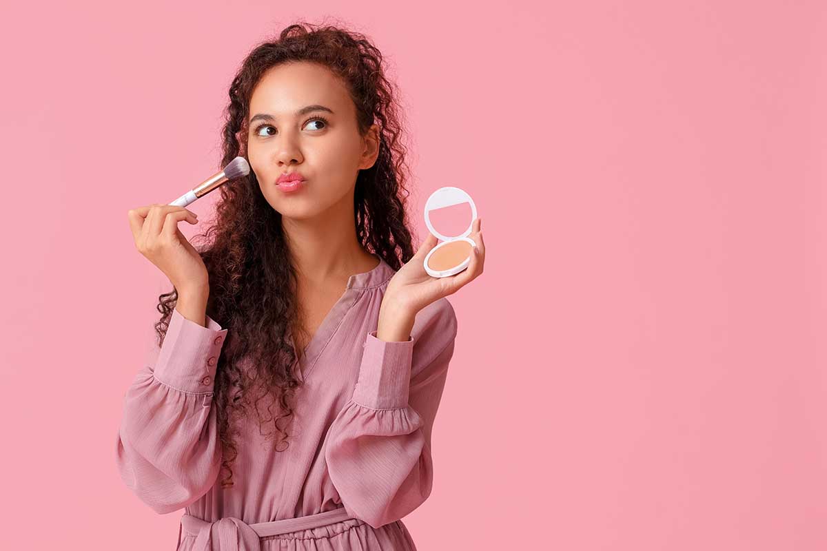 Addio clean girl: l'autunno 2026 richiede make up più audaci