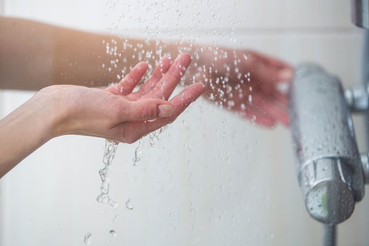 Quali sono i benefici del bagno freddo