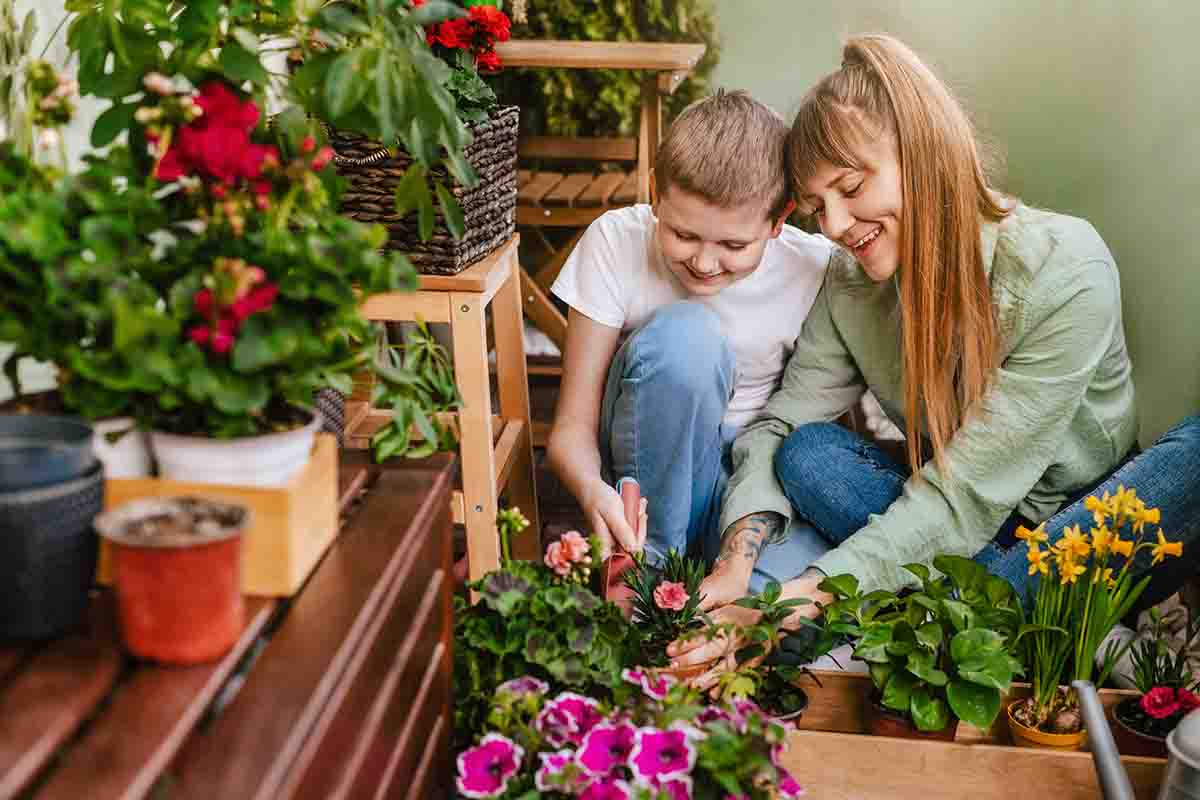 Come avere un balcone fiorito con il minimo dello sforzo