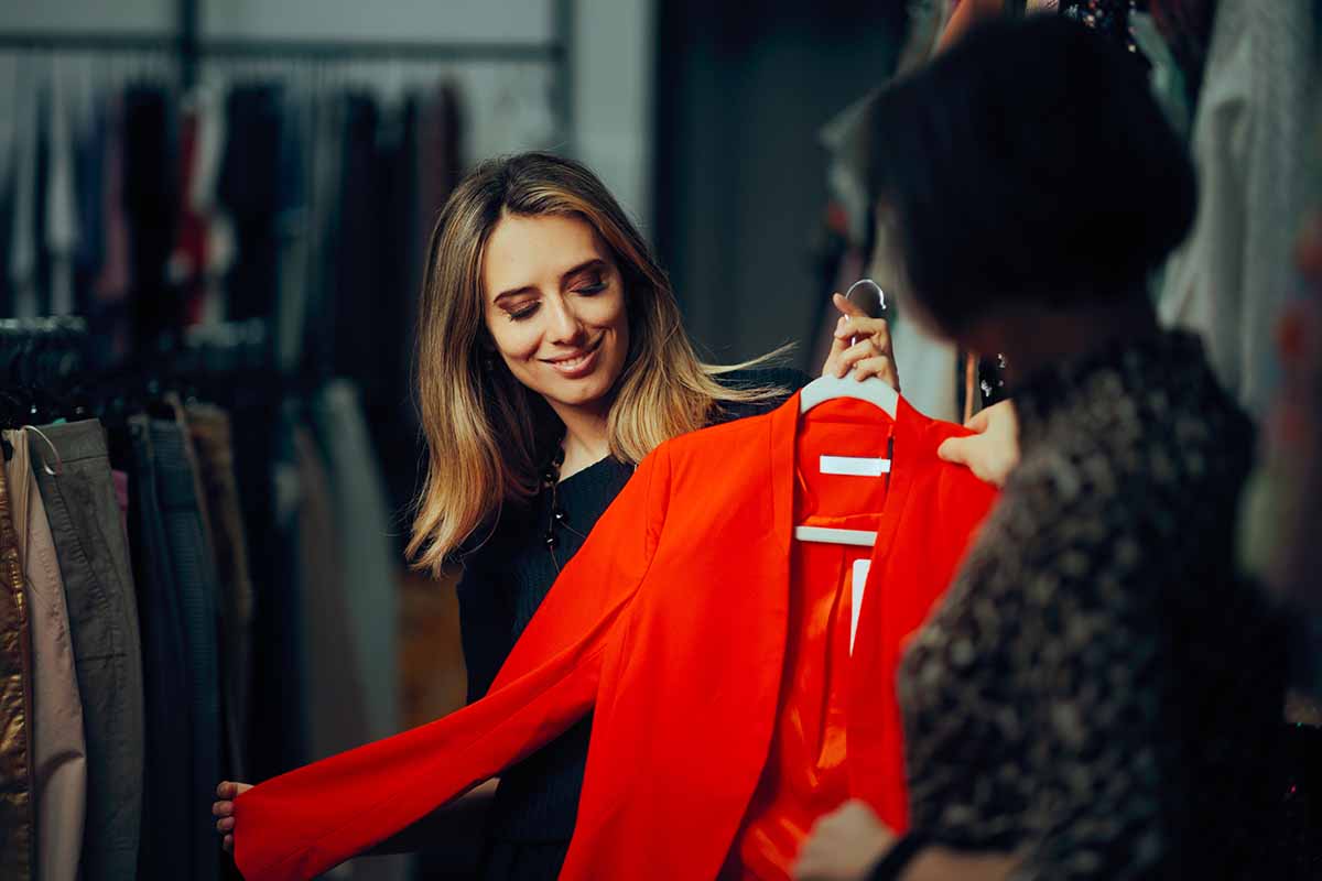 Come indossare i blazer leggeri nei look autunnali