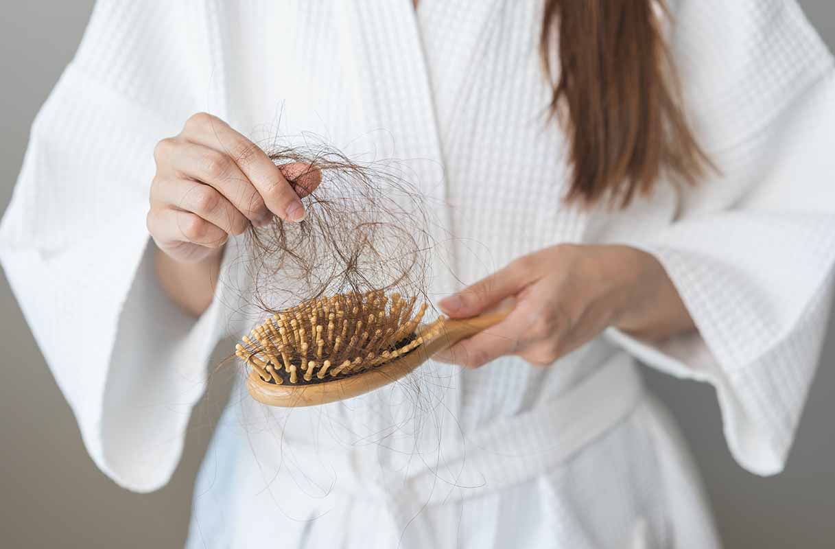 Quanto incide lo stress sulla caduta dei capelli?