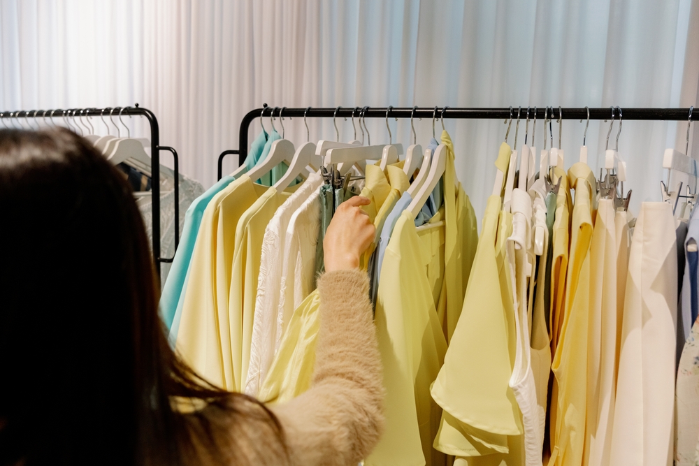 I 4 colori su cui investire nei saldi di luglio che indosserai anche in autunno
