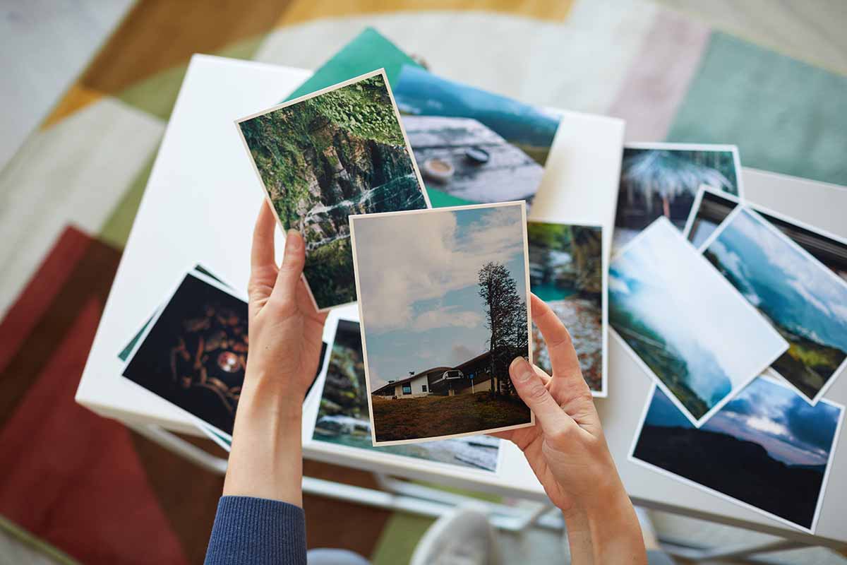 Come organizzare gli album delle vacanze senza lasciare tutto sul telefono