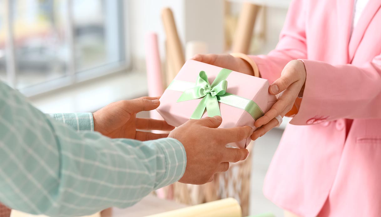 Come scegliere un regalo che lasci il segno