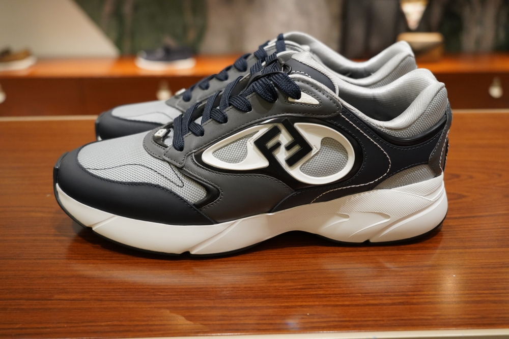 La fine delle Dad Shoes? Il ritorno delle scarpe Slim