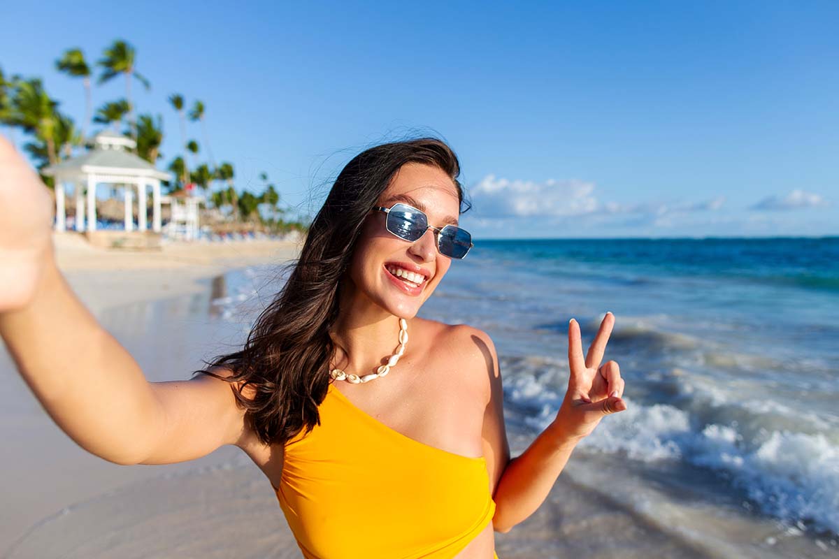 6 trucchi per essere sempre eleganti in spiaggia