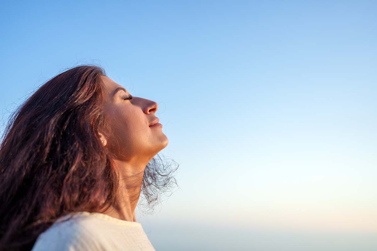 I migliori esercizi di respirazione da fare ogni mattina
