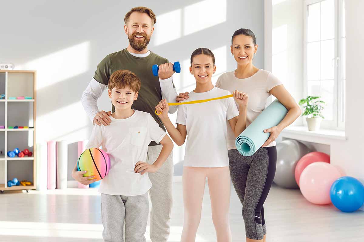 Fitness in famiglia: come coinvolgere figli e partner