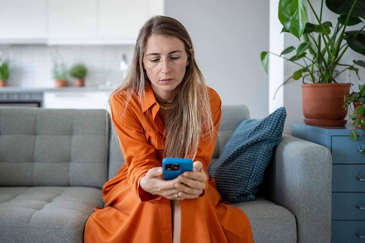 Quali sono le conseguenze del ghosting per chi lo subisce?