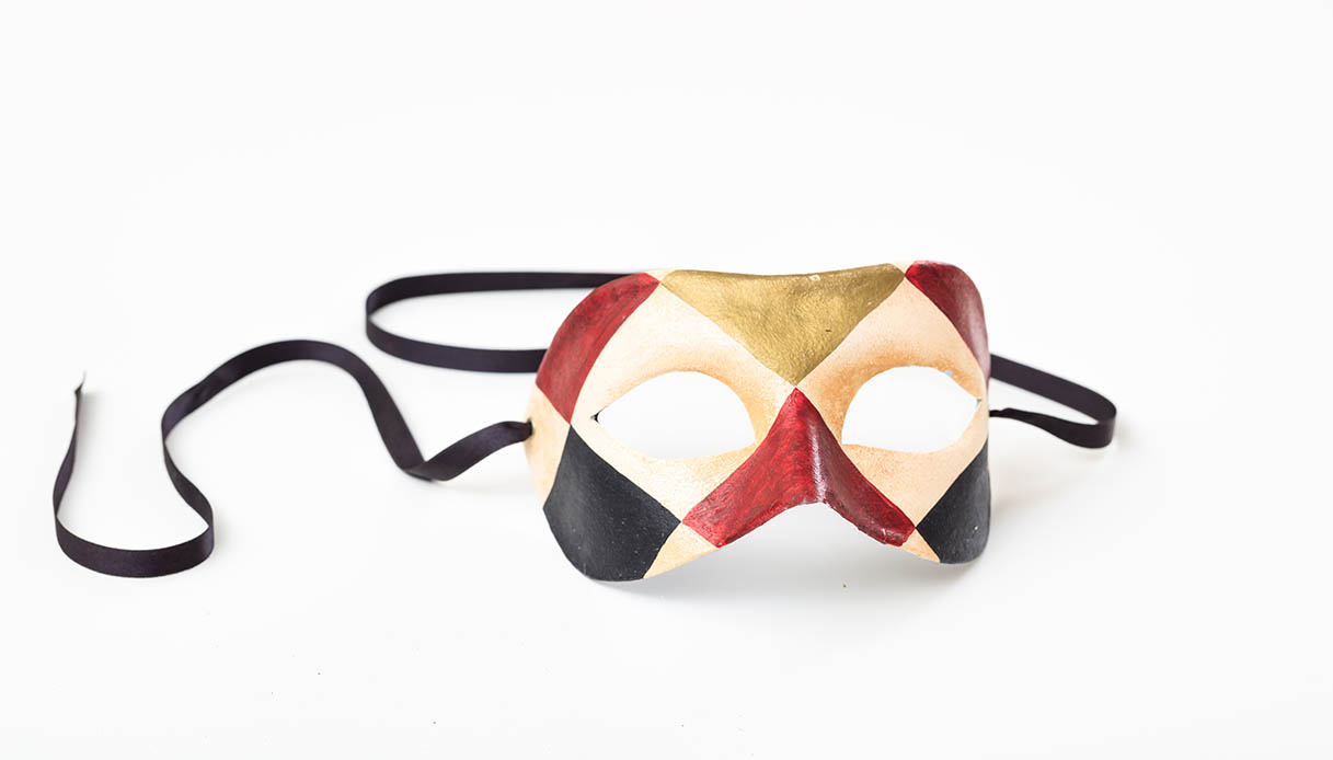 Carnevale, come realizzare le maschere più famose in poco tempo