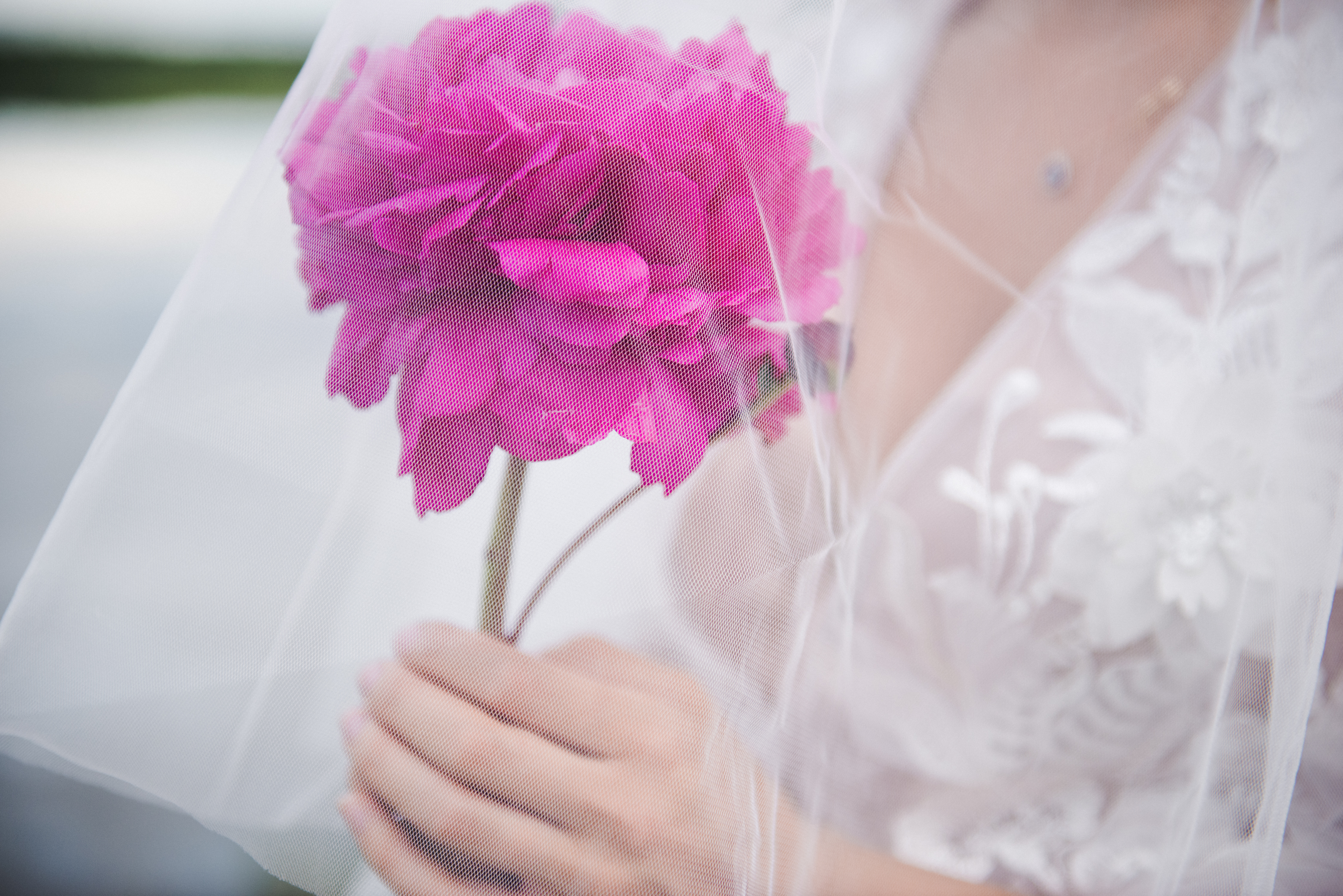 One Big Flower: addio al classico bouquet (e non solo per la sposa!)