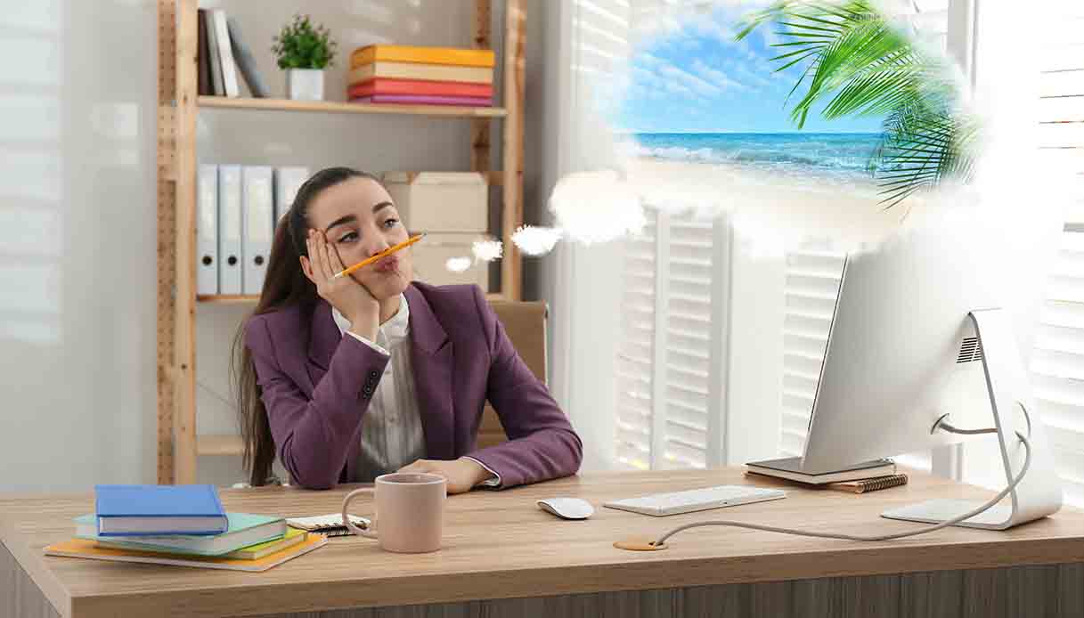 Out of office mentale: alzi la mano chi a giugno inizia già a pensare alle vacanze