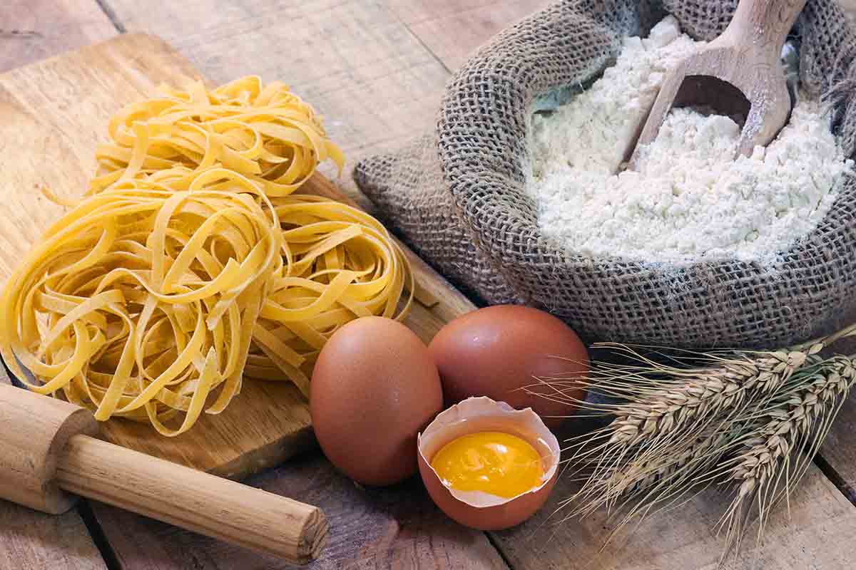 Come si prepara la pasta all'uovo: la ricetta
