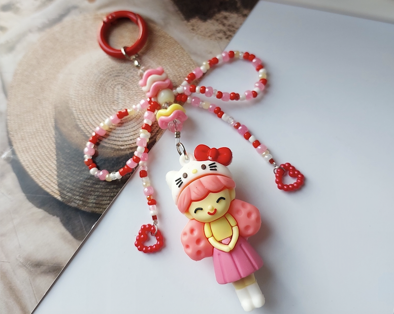 Come realizzare un phone charm col fai da te