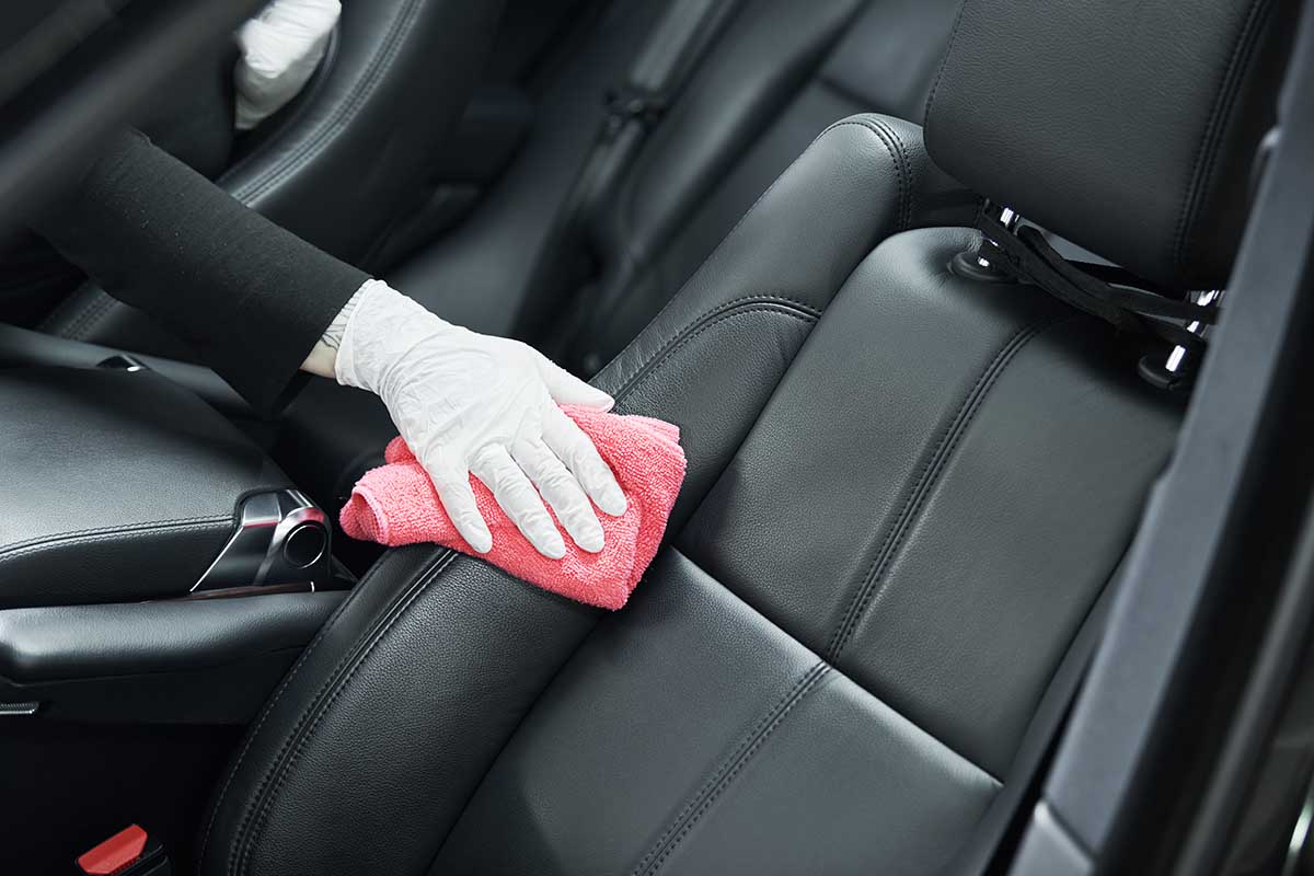 Come pulire ogni giorno l'interno delle auto