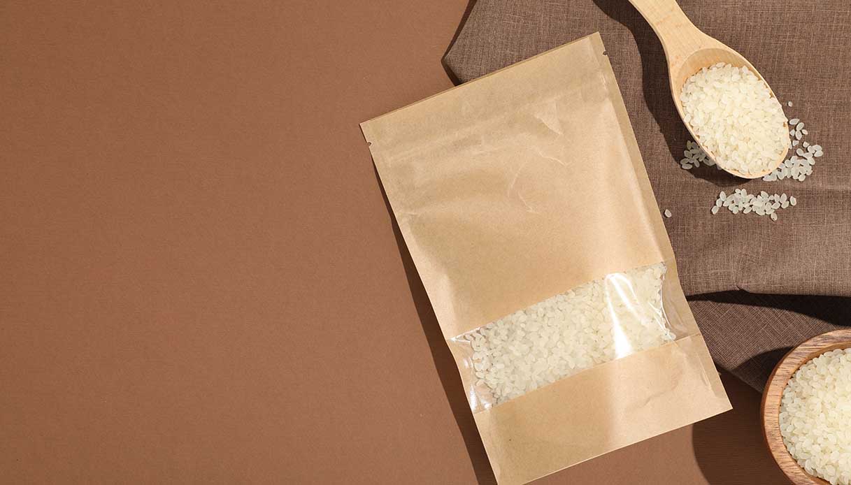 Cosa fare con il riso scaduto: lo abbiamo riciclato così