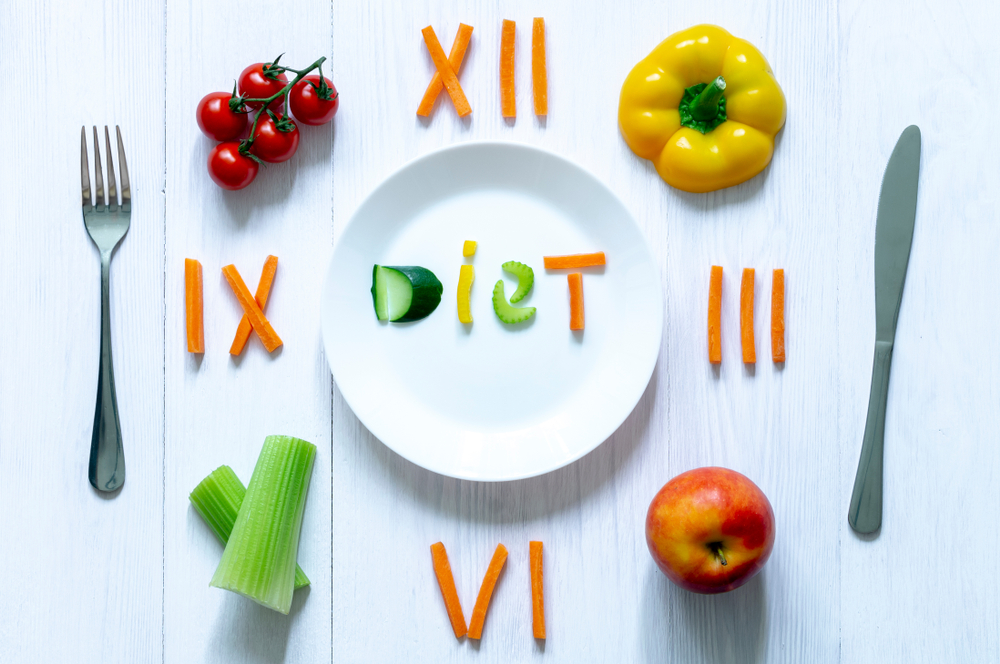 Dieta estiva 2026: 5 trend alla moda per rimettersi in forma senza stress