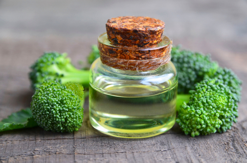 Olio di broccoli, il rimedio naturale per la cura del capelli