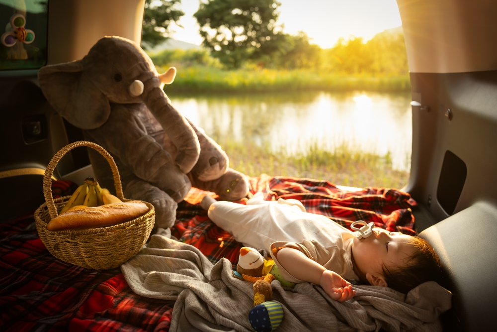 Come aiutare il bambino a dormire in ambienti sconosciuti