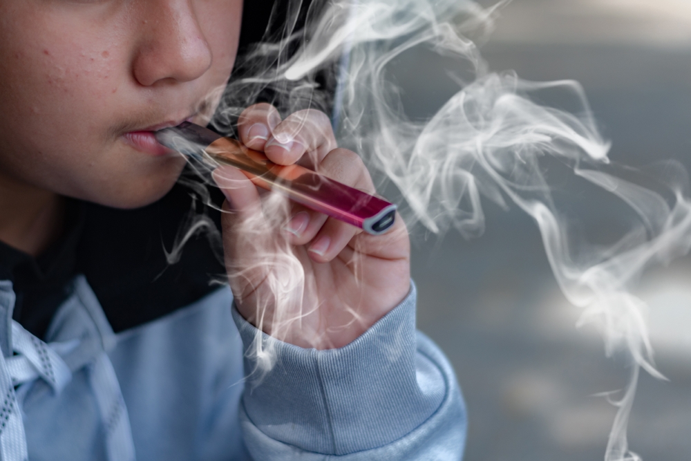 Come  parlare dei rischi dello svapo con gli adolescenti