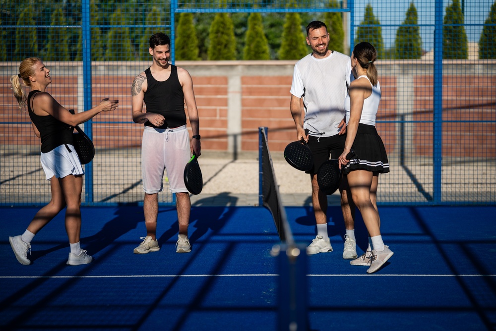 Padel sotto il sole: 5 consigli per giocare senza rischi