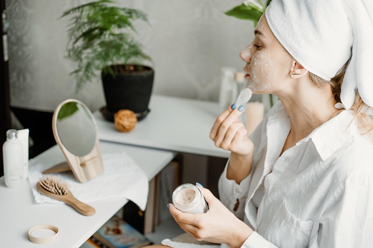 Skincare invernale: come adattare la routine al freddo e al vento