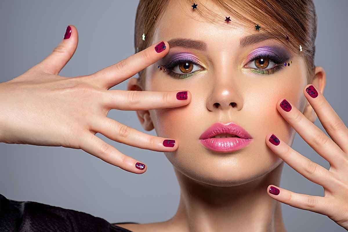 Smokey eyes colorato: il nuovo trend dell'autunno