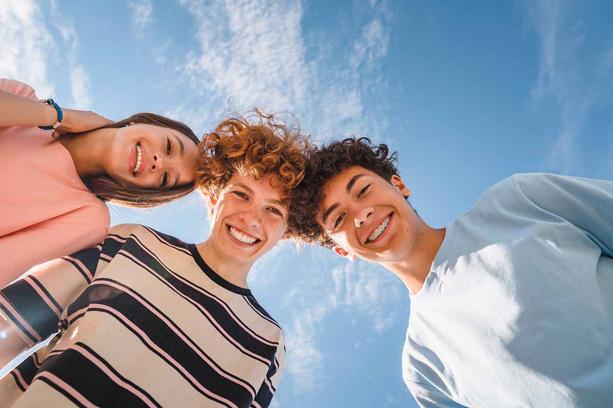 Come gestire le uscite serali dei figli adolescenti in estate