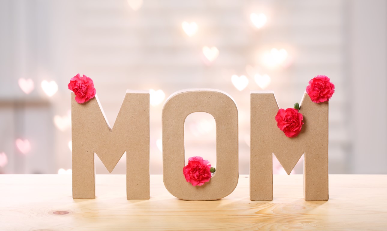 festa-mamma-2025-lavoretti_scritta.jpg