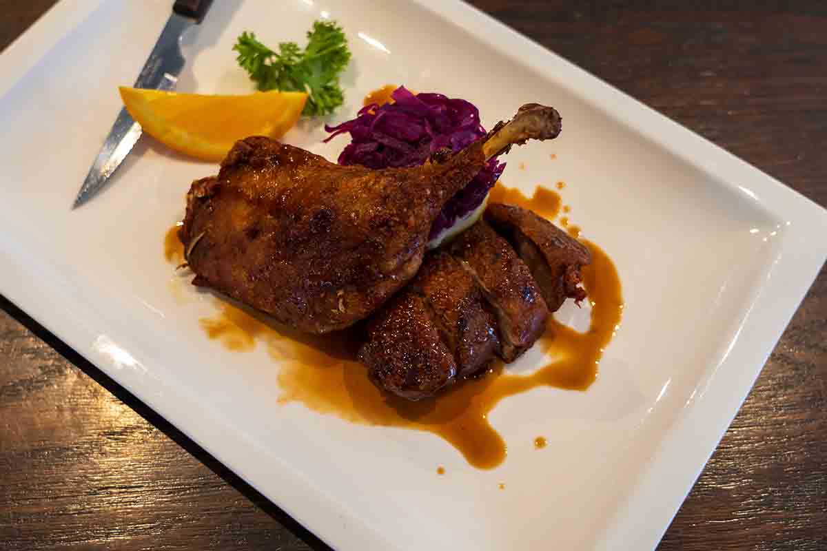 La ricetta dell'anatra all'arancia per stupire gli ospiti