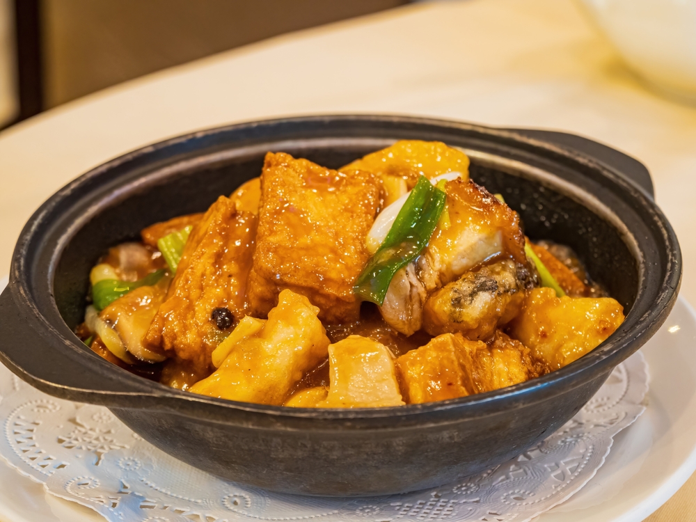 Capitone in umido, la ricetta perfetta per il cenone dell’Ultimo dell’anno