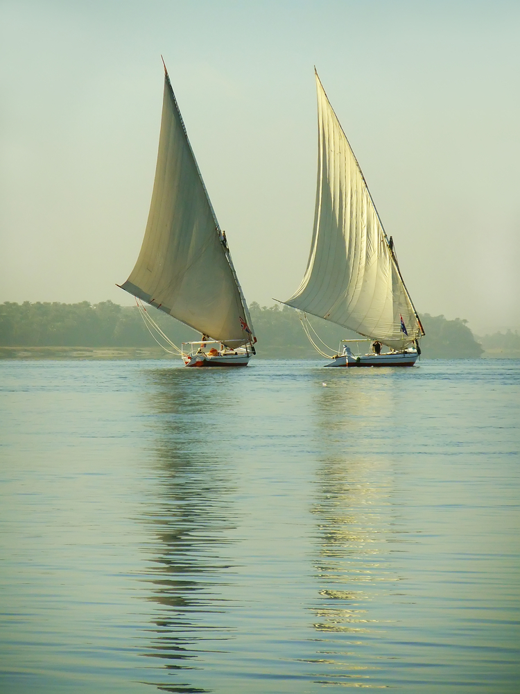 Viaggi: in Egitto navigando in feluca sul Nilo