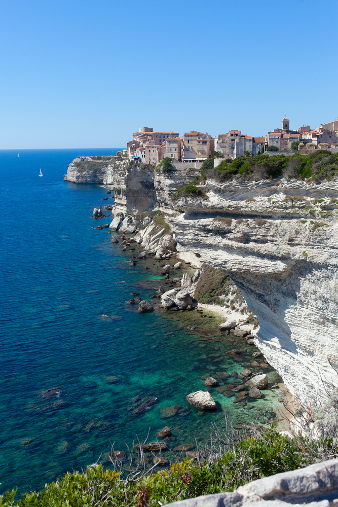 Viaggi in moto nella verde Corsica