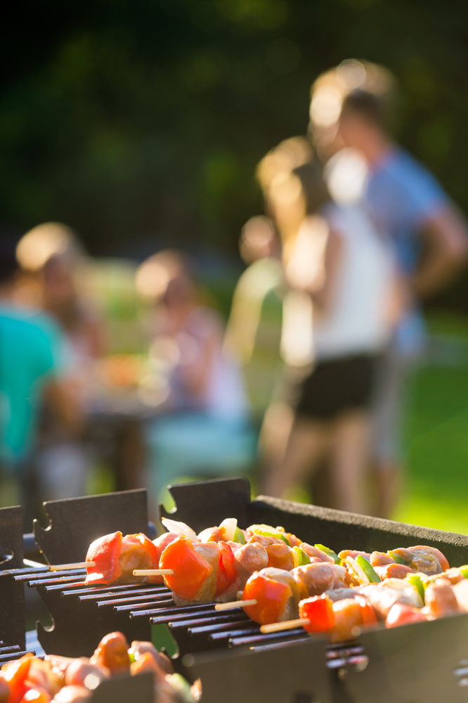 Barbecue e grill puliti e igienizzati