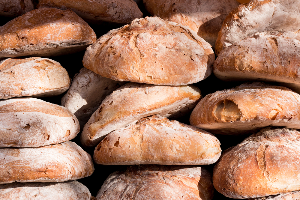 Pane rustico farcito