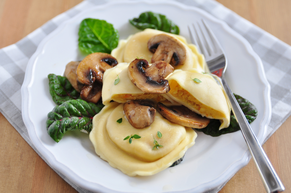 Tortellini ai funghi salvia e timo