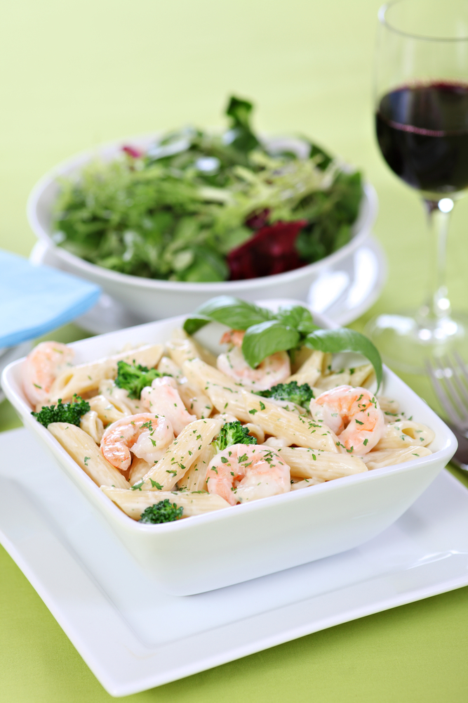 Pennette con gamberetti e broccoli