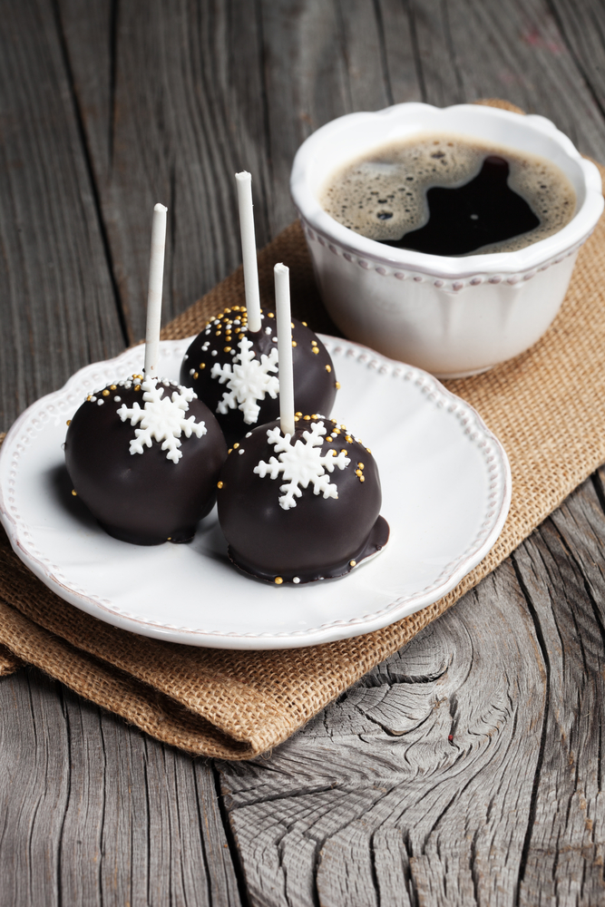 Cake lollipops al cioccolato e cocco