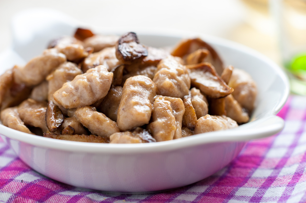 Gnocchi di zucca e funghi porcini