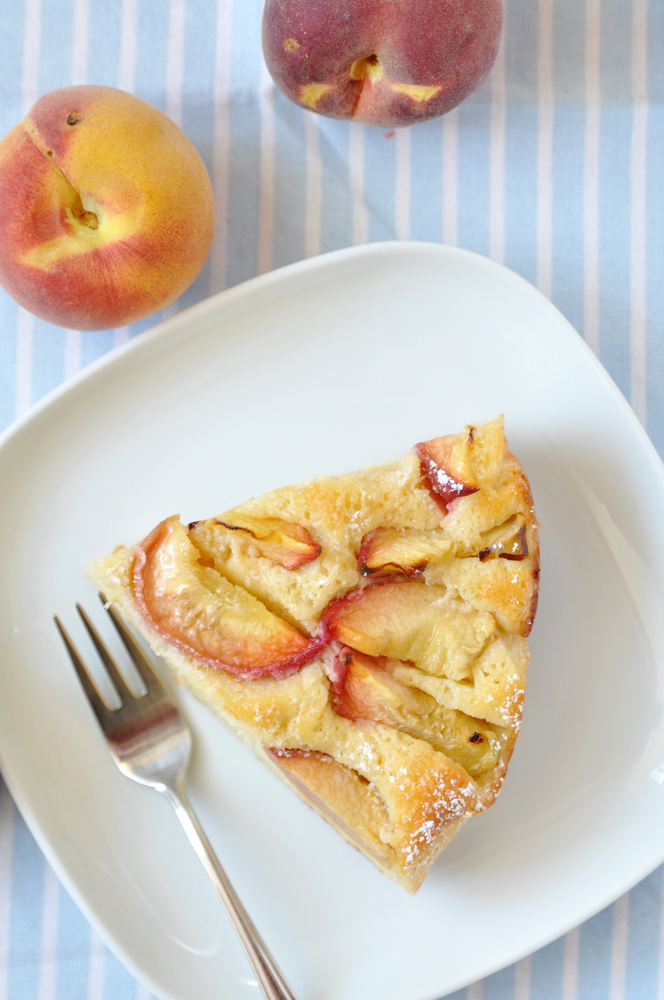 Crostata di pesche e mandorle