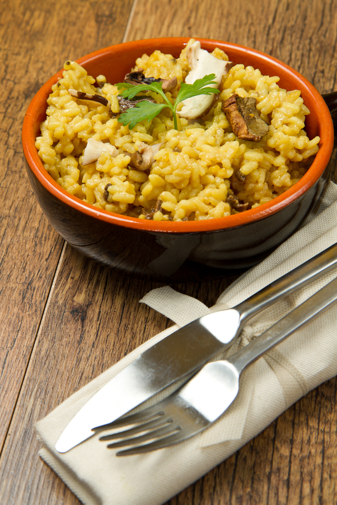 Risotto con funghi e zafferano