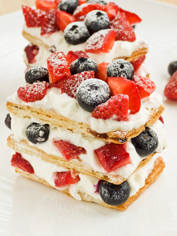Millefoglie ai frutti di bosco