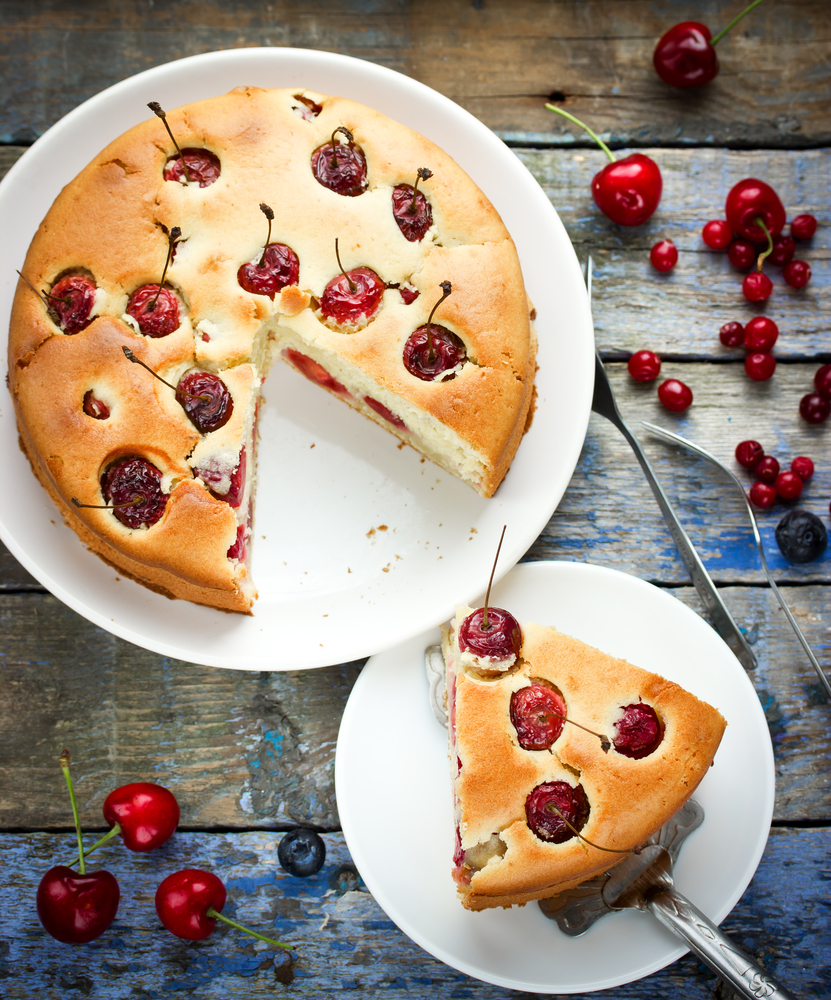 Torta soffice di ciliegie