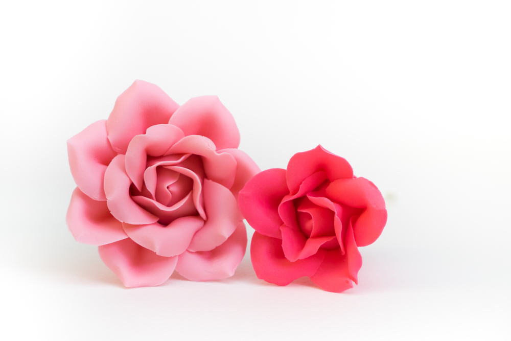 Cake design di San Valentino: come fare una rosa in pasta di zucchero