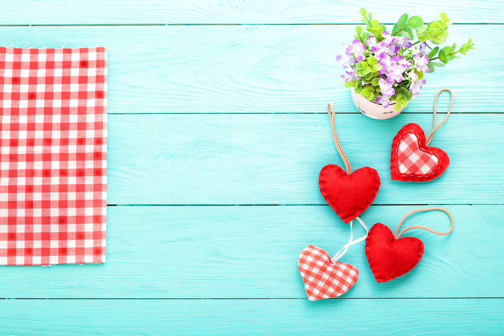 Poesie brevi e immagini per dire buona festa della mamma: le più belle
