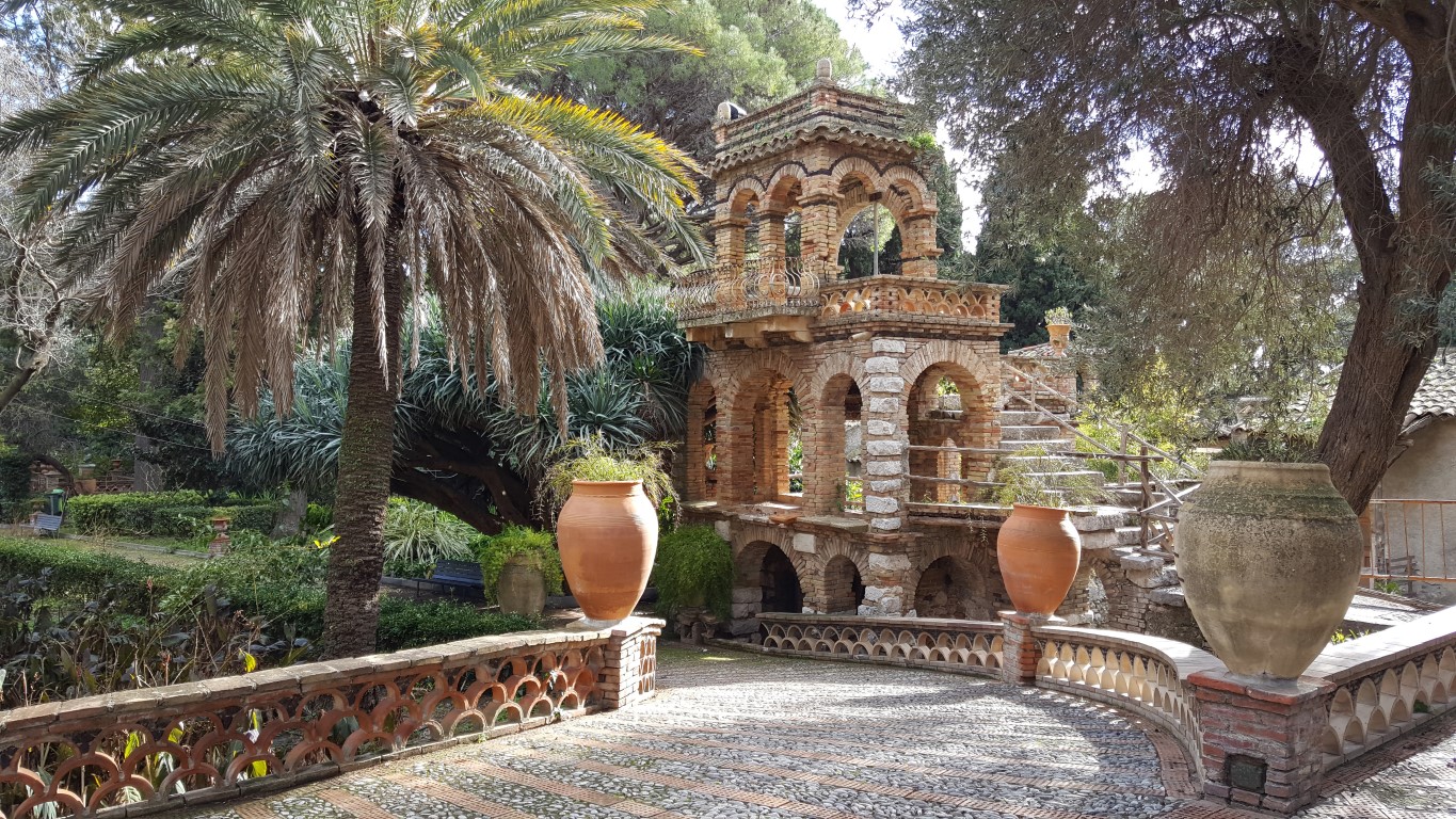 Viaggi-estivi-italia-weekend-lungo-taormina.jpg