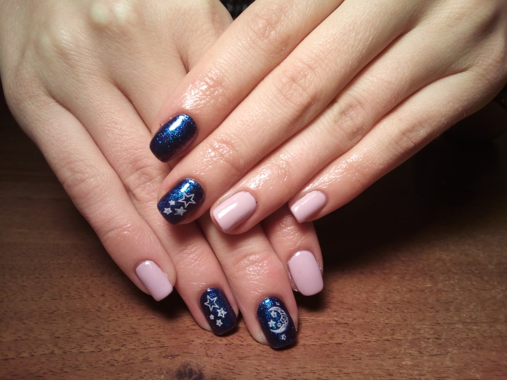 Nail-art-san-lorenzo-2017-stelle-luna_2.jpg