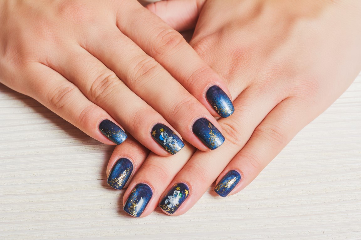 Nail-art-san-lorenzo-2017-stelle-luna_7.jpg