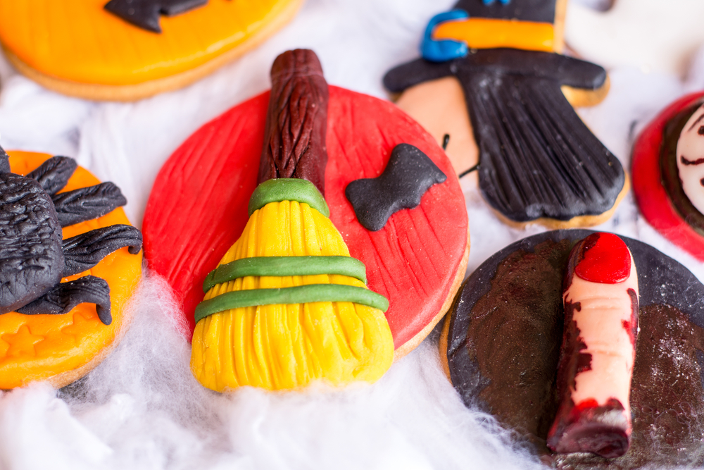 biscotti-halloween-pasta-di-zucchero_6.jpg